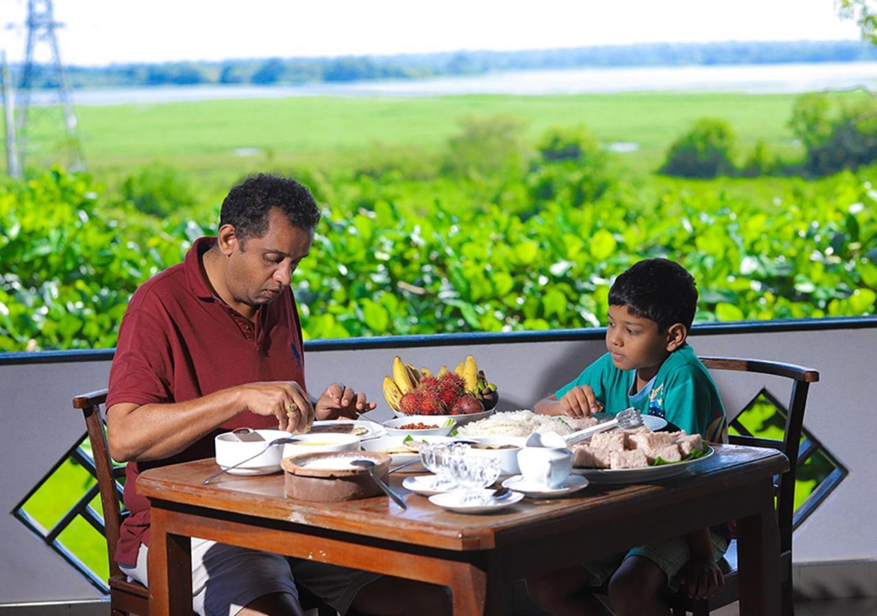 Birdsong Leisure Resort Tissamaharama Buitenkant foto