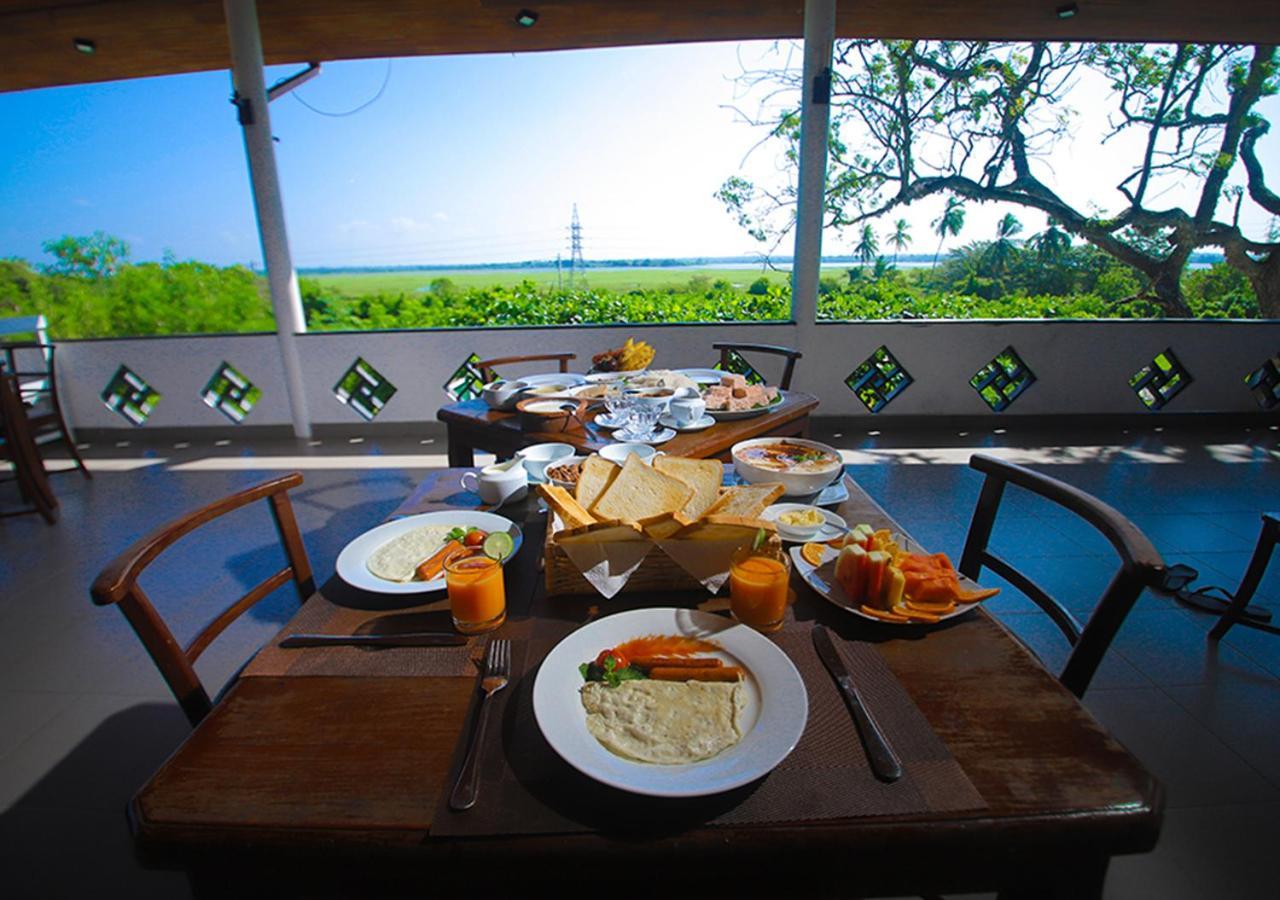 Birdsong Leisure Resort Tissamaharama Buitenkant foto