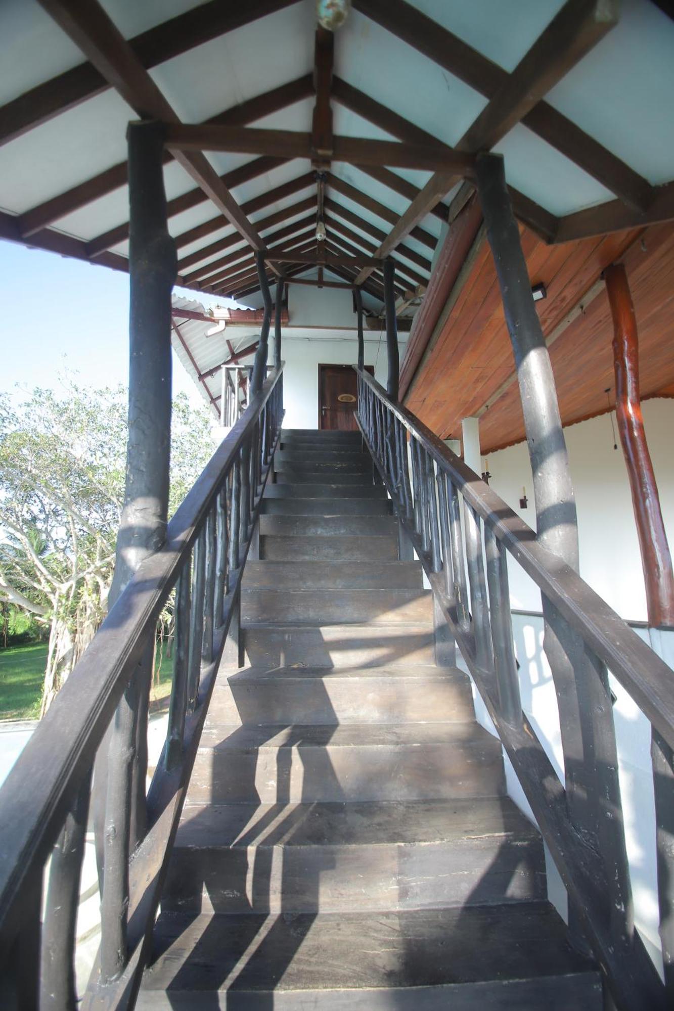 Birdsong Leisure Resort Tissamaharama Buitenkant foto